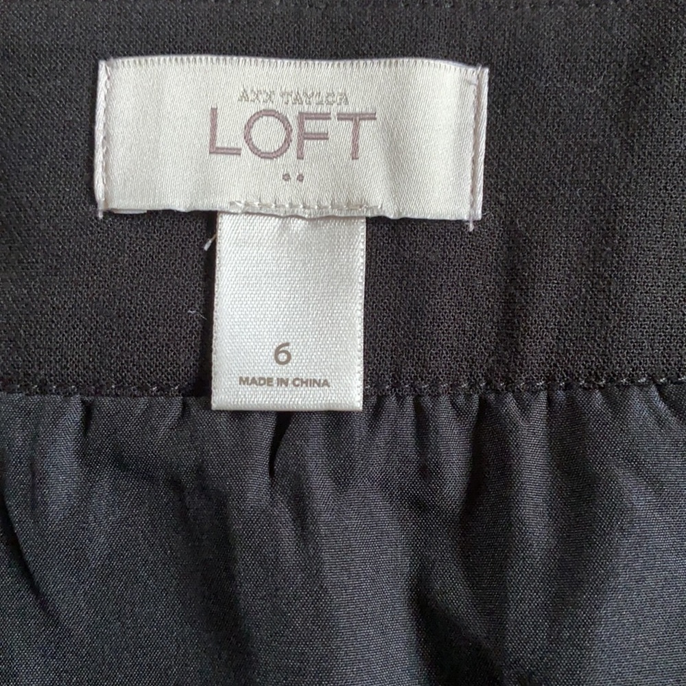 Ann Taylor Factory black skirt size 6 - Picture 3 of 4